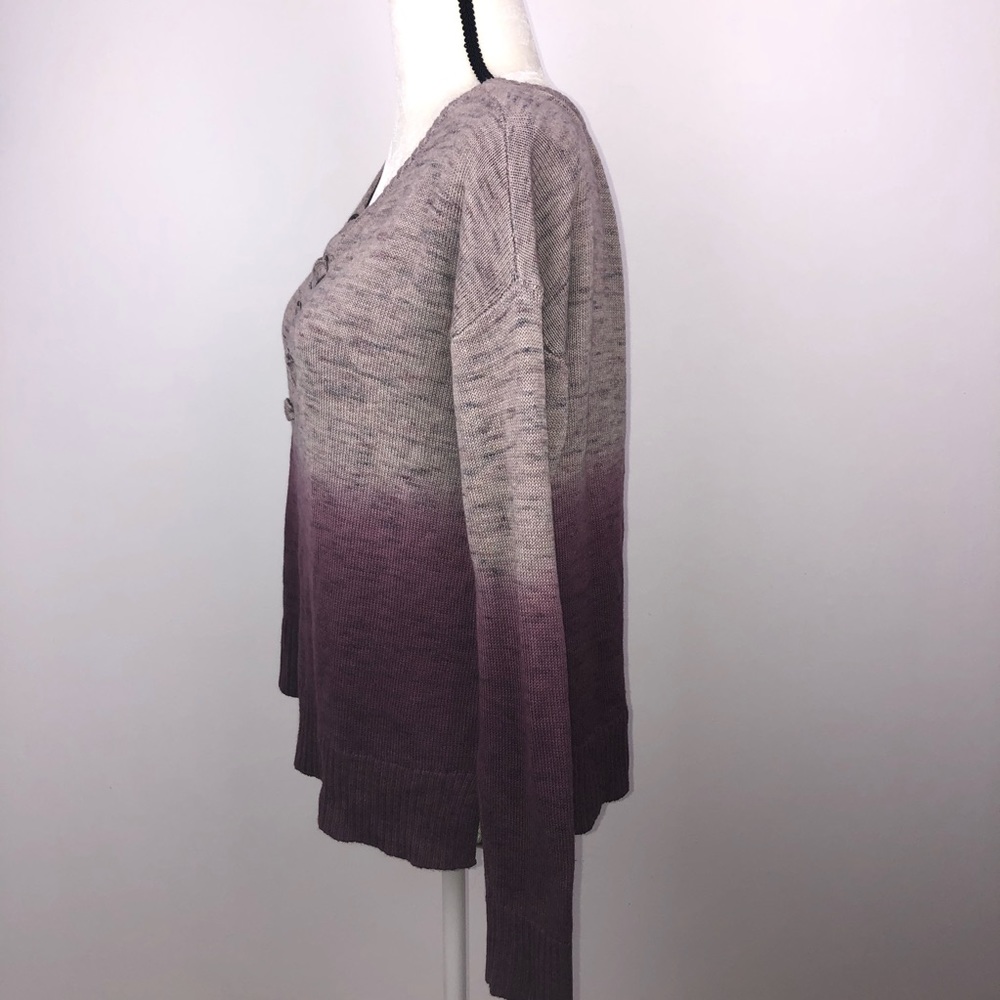 American Eagle Ombre Criss Cross Lace Up Sweater Size Medium Color Purple - Picture 2 of 8
